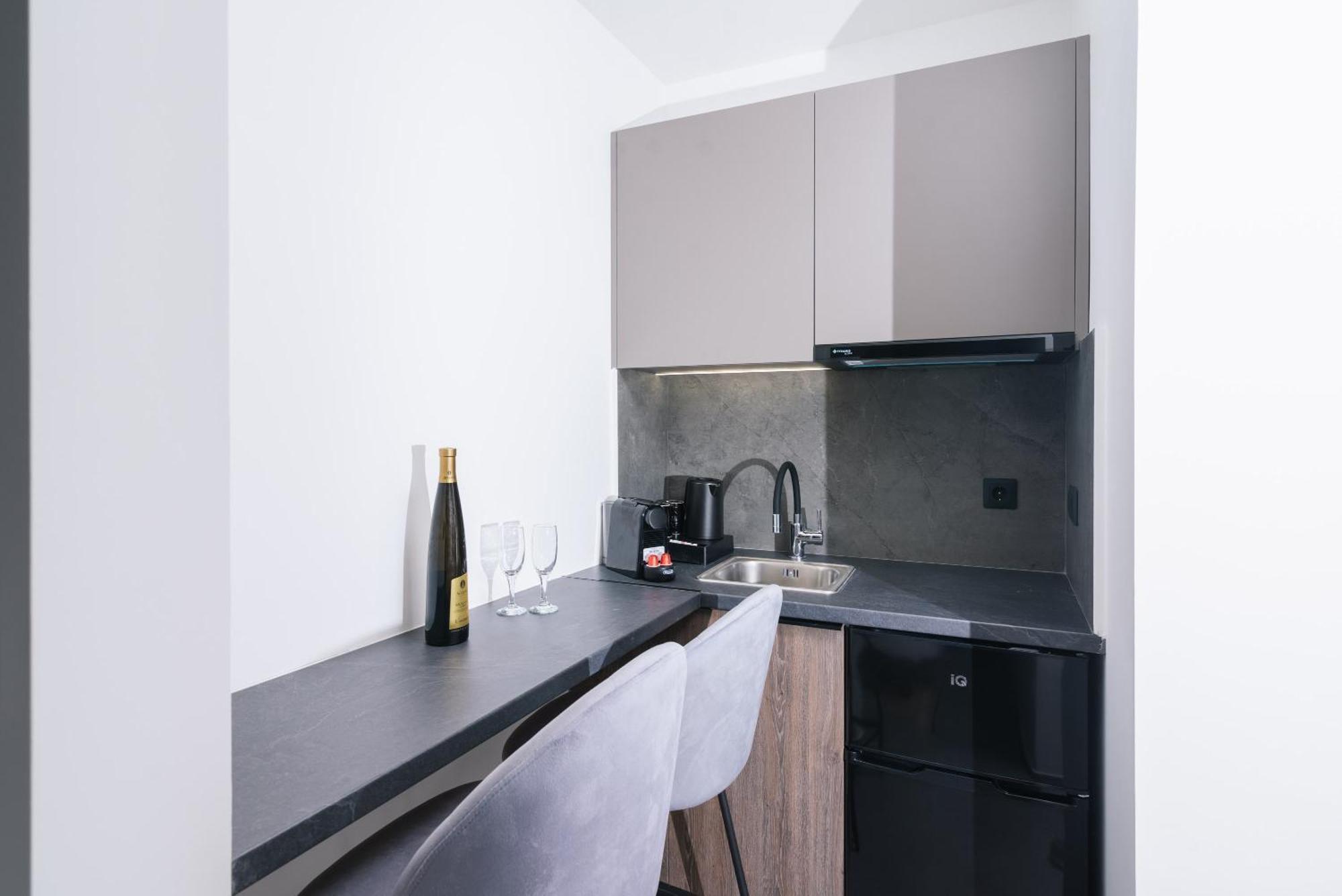 Alcyone Studios And Apartments 伊拉克利翁 外观 照片