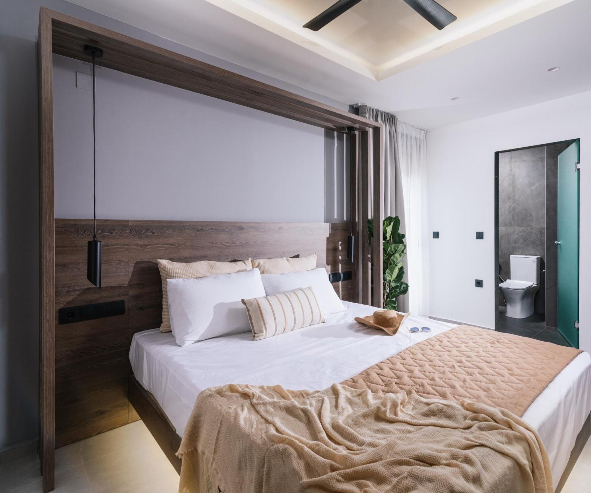 Alcyone Studios And Apartments 伊拉克利翁 外观 照片